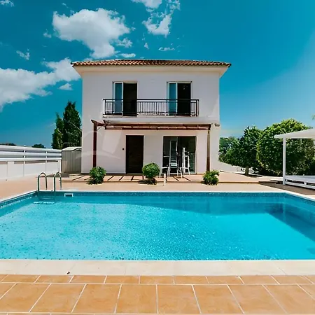 Summer Breeze - Cheerful 2 Bedroom With Pool Ayia Napa