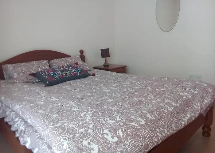 Summer Breeze - Cheerful 2 Bedroom With Pool